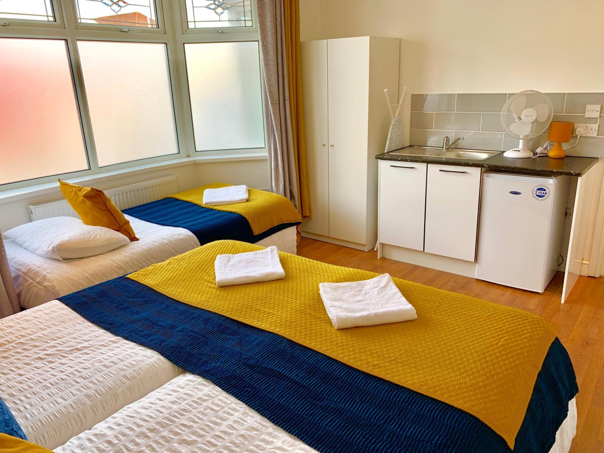 London Studio Apartments, Private Bathrooms And Parking Ilford Bagian luar foto