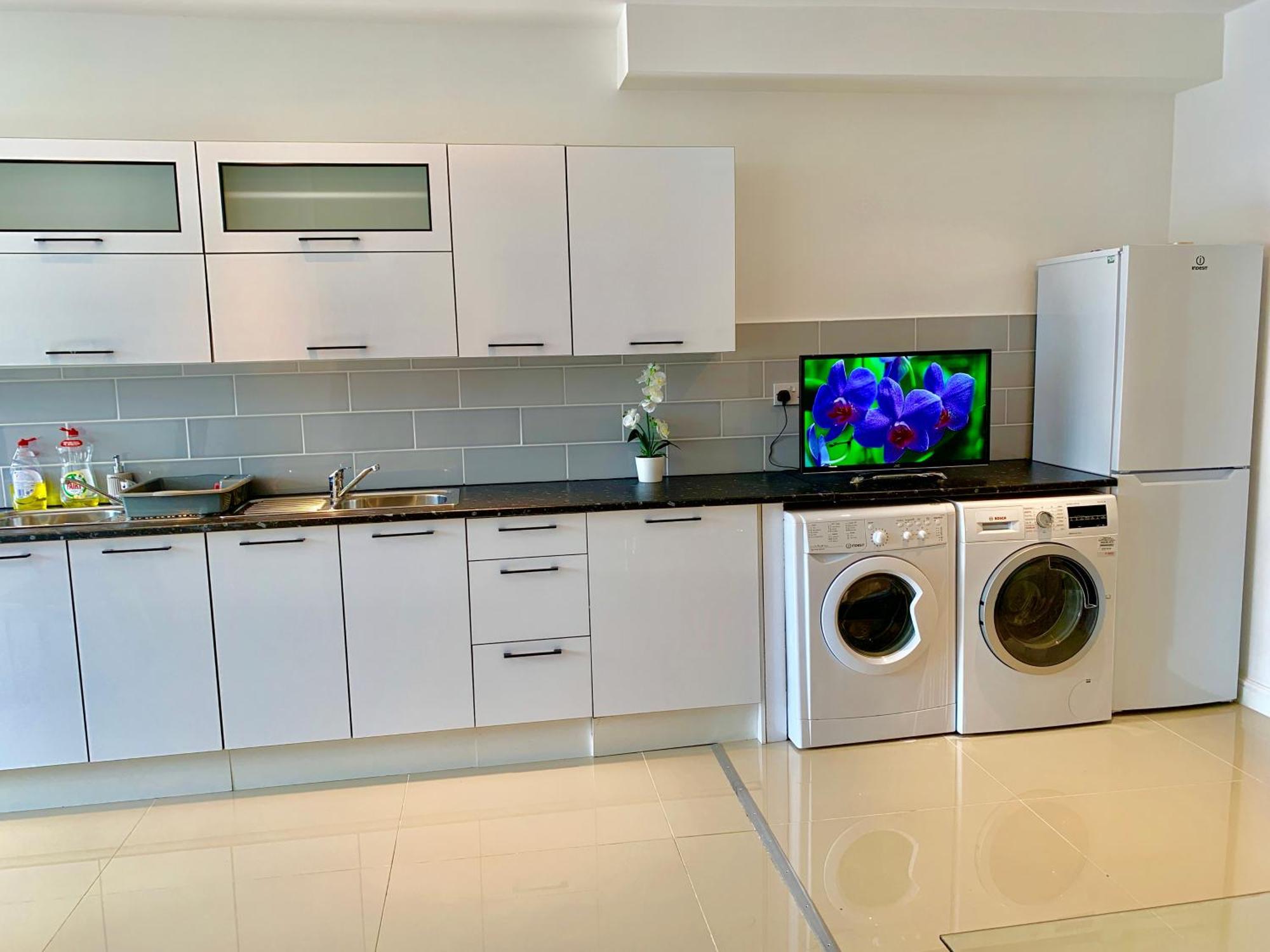 London Studio Apartments, Private Bathrooms And Parking Ilford Bagian luar foto