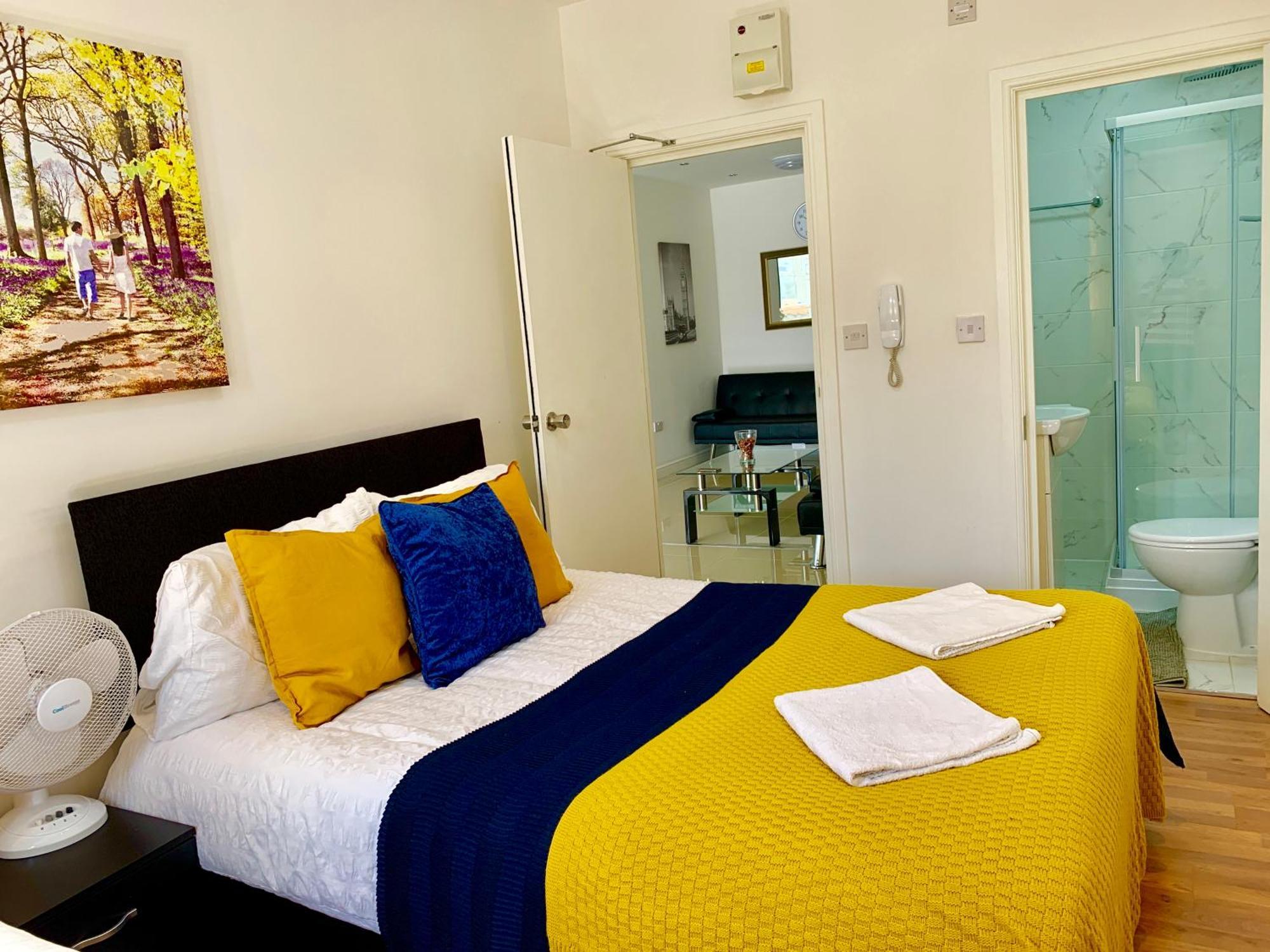 London Studio Apartments, Private Bathrooms And Parking Ilford Bagian luar foto