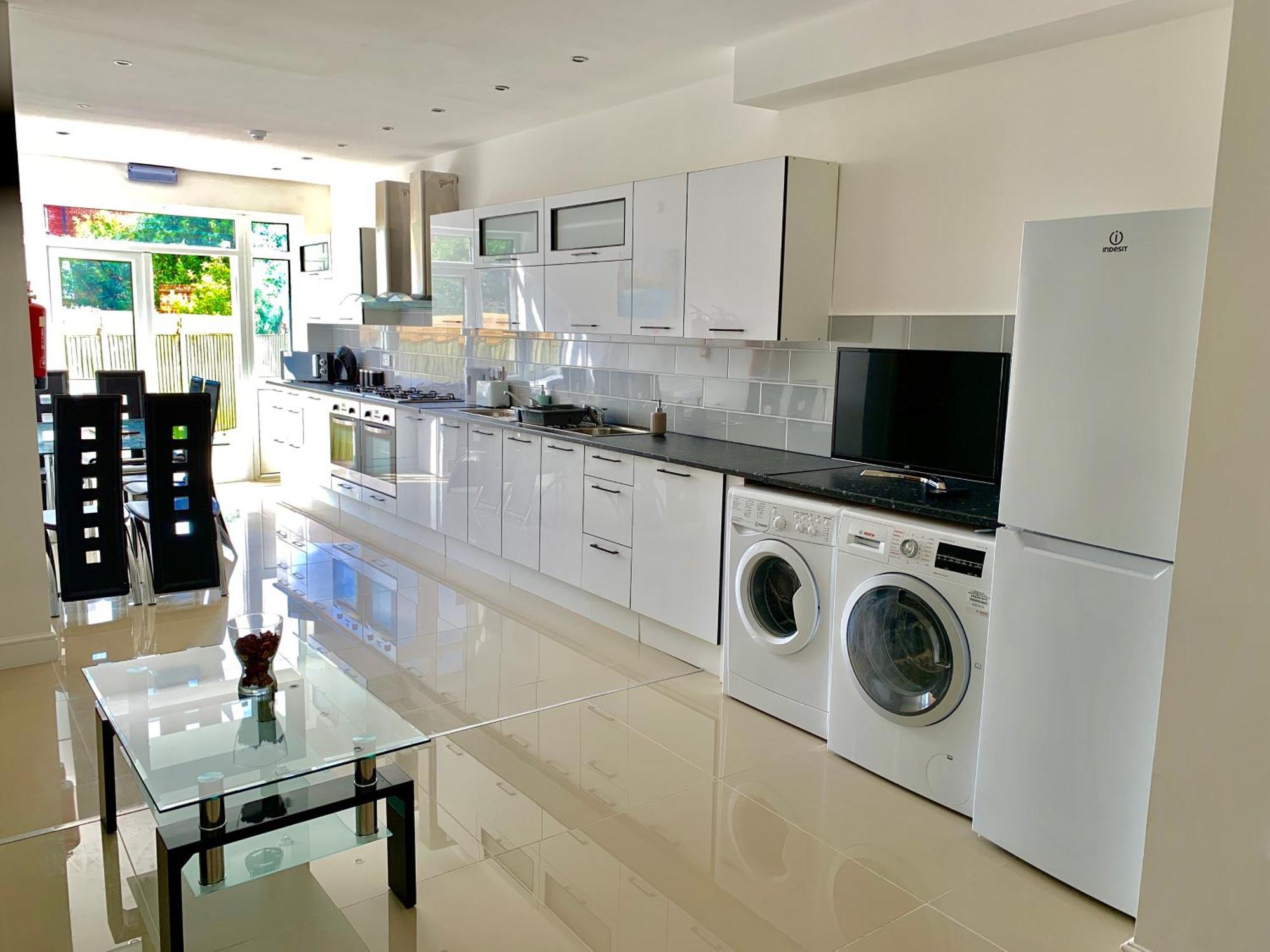 London Studio Apartments, Private Bathrooms And Parking Ilford Bagian luar foto