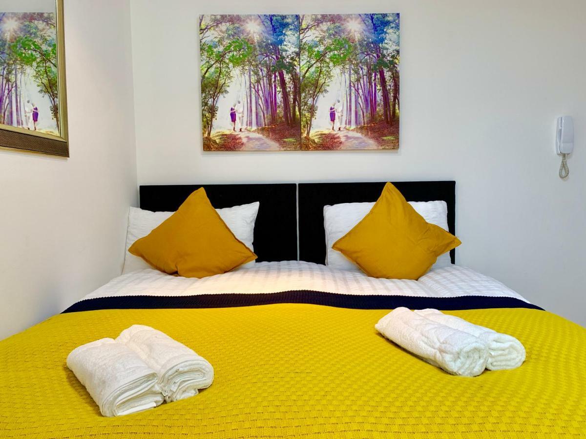 London Studio Apartments, Private Bathrooms And Parking Ilford Bagian luar foto