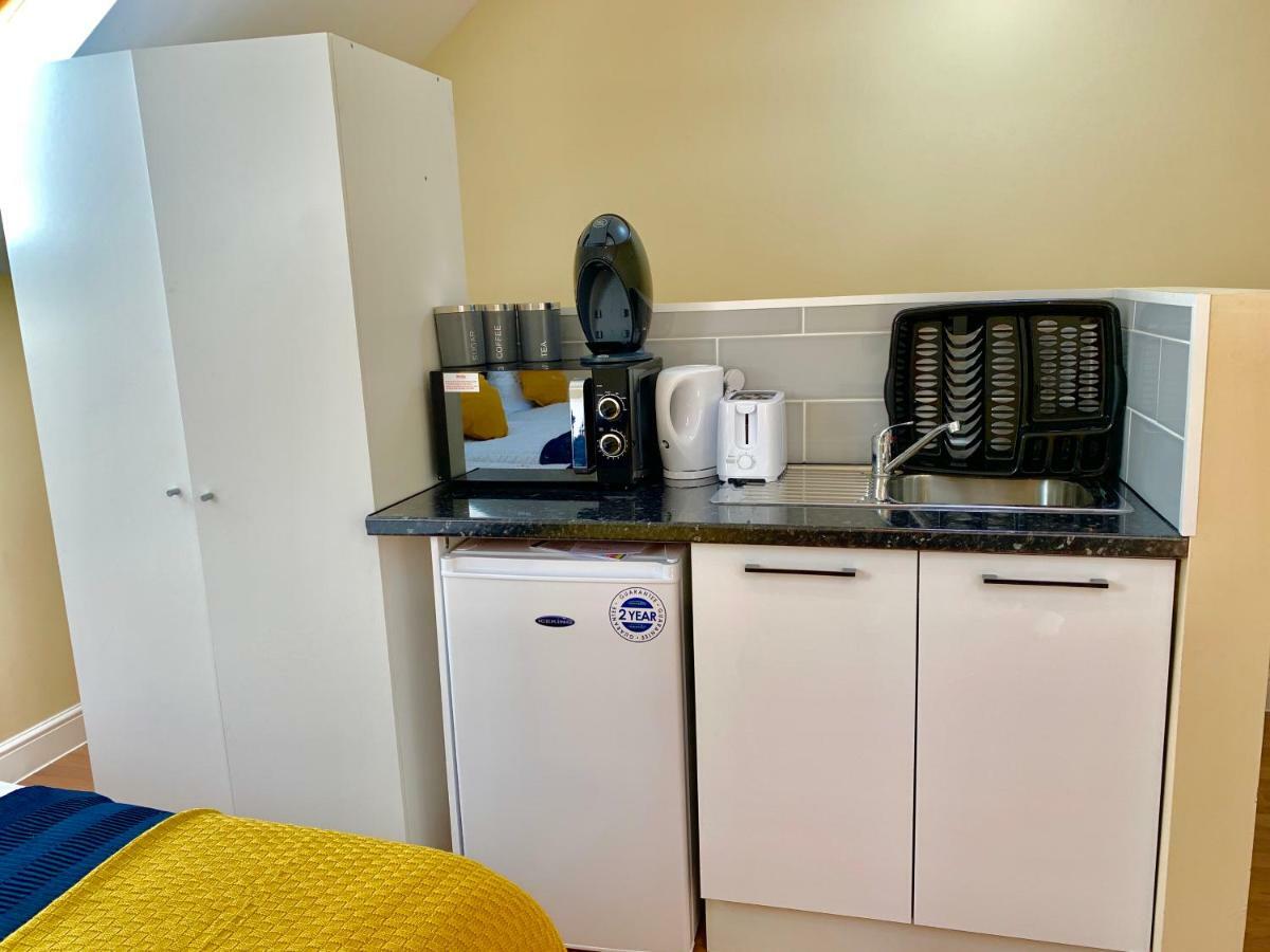London Studio Apartments, Private Bathrooms And Parking Ilford Bagian luar foto
